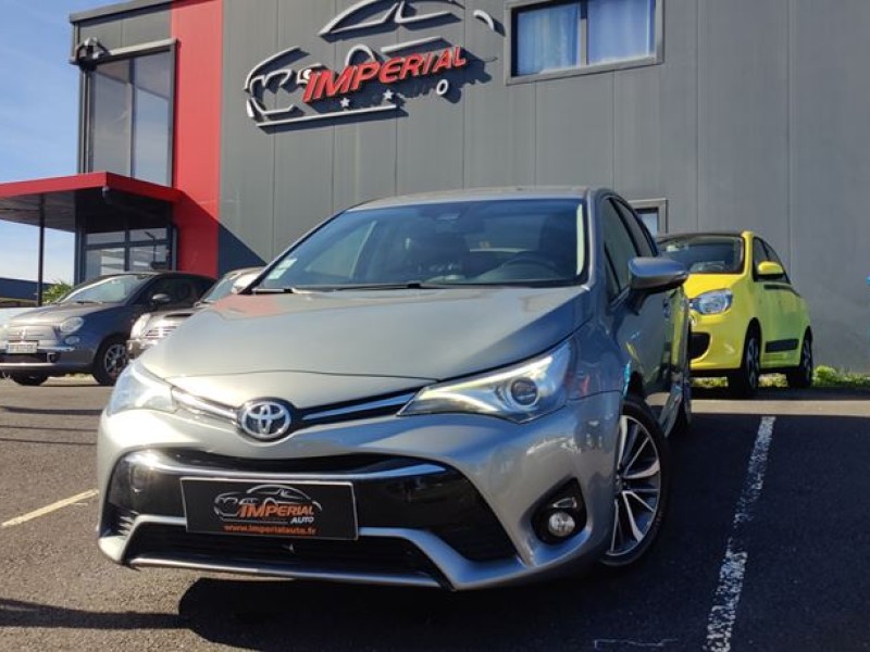 occasion Toyota Avensis III PHASE 3 2.0 D4D 143 CV / EXECUTIVE