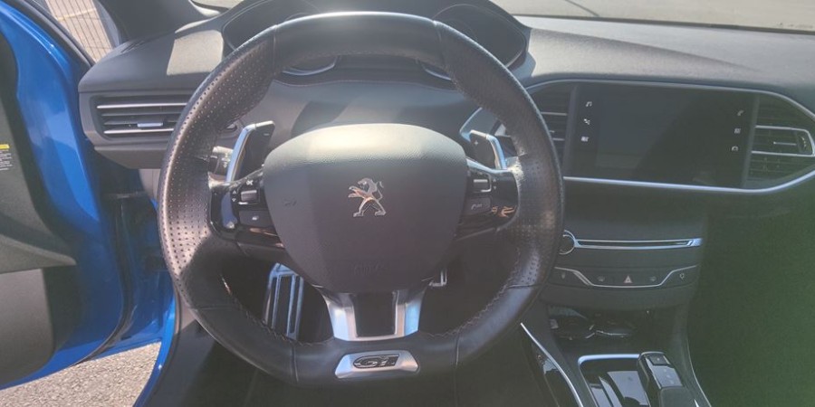 Peugeot 308 II PHASE 2 / GT PACK 1.5 BLUEHDI 130CV EAT8