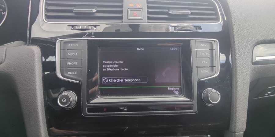 Volkswagen Golf VII BLUEMOTION 1.6 TDI 105 CV / CARAT DSG7