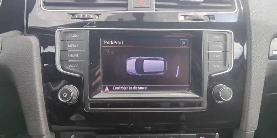 Volkswagen Golf VII BLUEMOTION 1.6 TDI 105 CV / CARAT DSG7