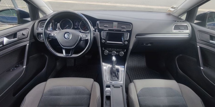Volkswagen Golf VII BLUEMOTION 1.6 TDI 105 CV / CARAT DSG7