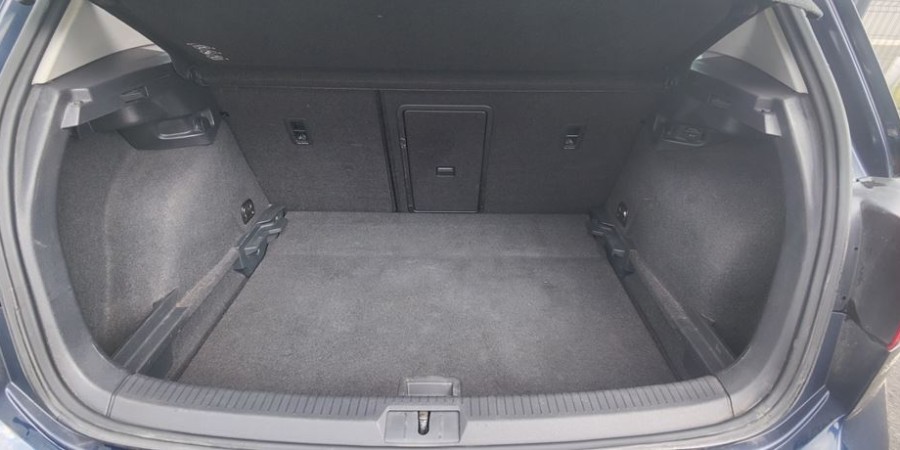 Volkswagen Golf VII BLUEMOTION 1.6 TDI 105 CV / CARAT DSG7