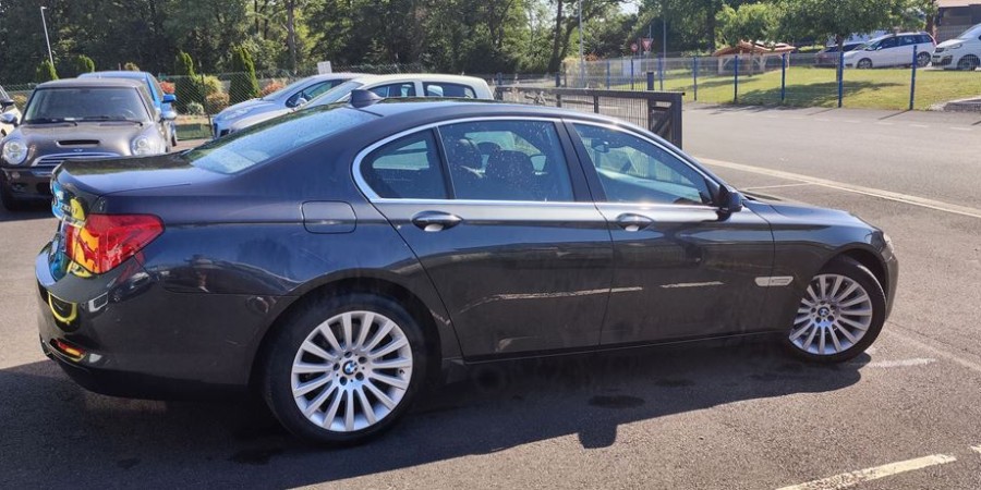 BMW Série 7 F02 PROPULSION 730D 245 ZF6 / EXCLUSIVE