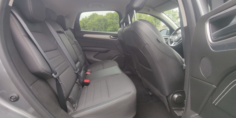 Renault Arkana E-TECH 145 - 21B / INTENS