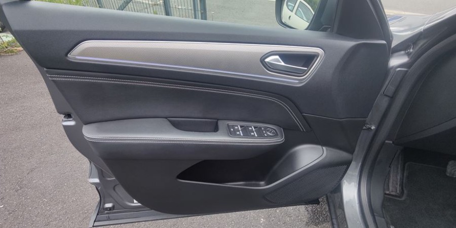 Renault Arkana E-TECH 145 - 21B / INTENS