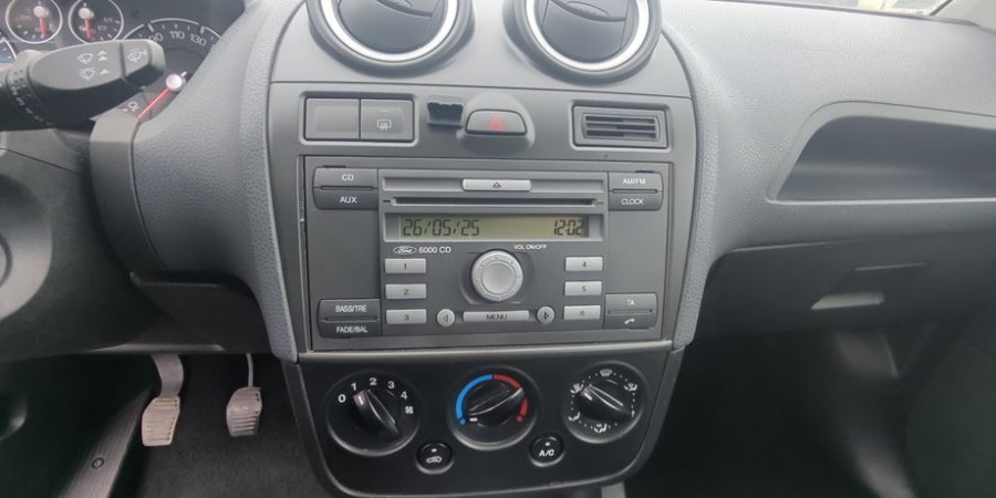 Ford Fiesta 1.3L 70 CV