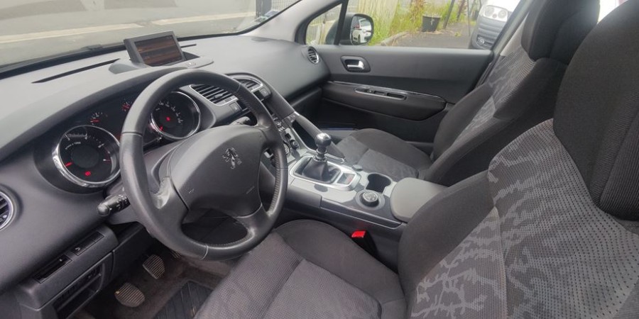Peugeot 3008 I PHASE 1 6 HDI 112 CV / PACK BUSINESS