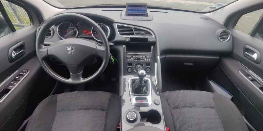 Peugeot 3008 I PHASE 1 6 HDI 112 CV / PACK BUSINESS
