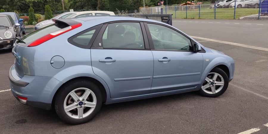 Ford Focus 1.6L 100 CV 16V