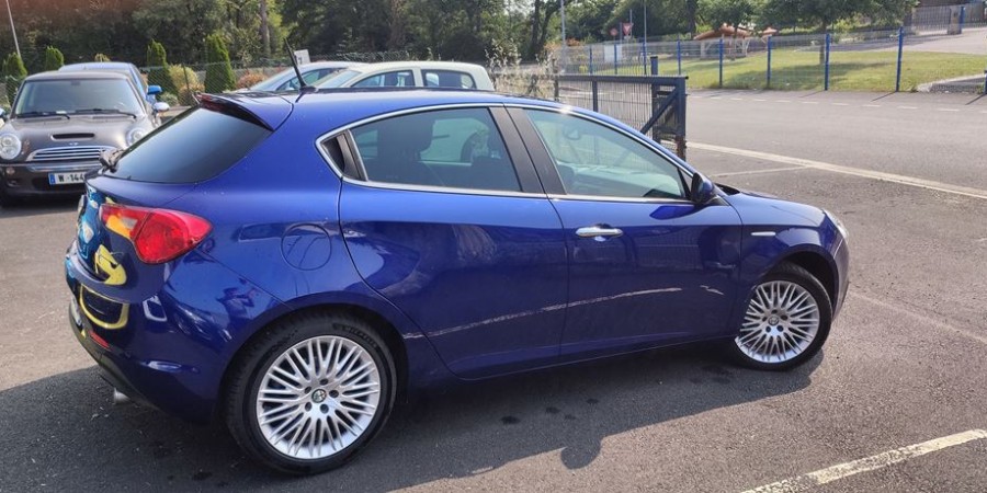 Alfa Romeo Giulietta PHASE 2 0 JTDM 175 CV S&S / TROFEO T