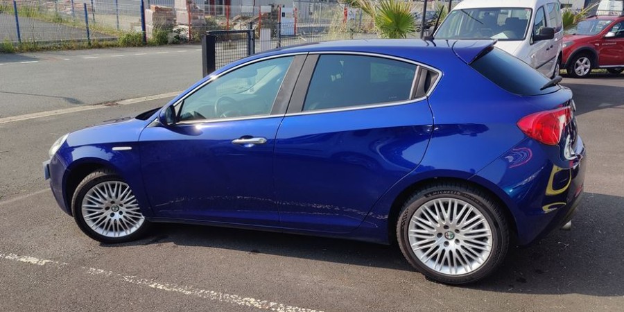 Alfa Romeo Giulietta PHASE 2 0 JTDM 175 CV S&S / TROFEO T
