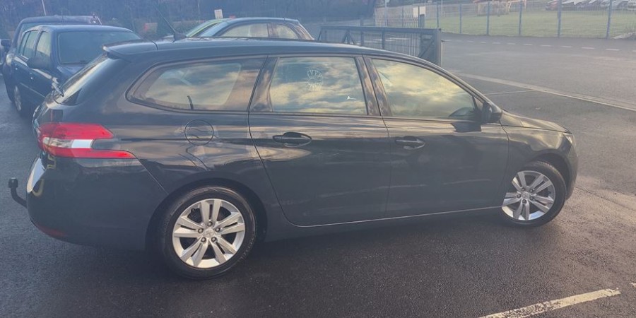 Peugeot 308 II / ACTIVE SW 1.6 BLUEHDI 120 CV