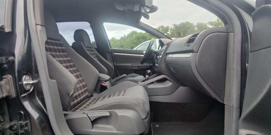 Volkswagen Golf MK5 GTI 2.0TFSI 200CV DSG6 / MILTEK