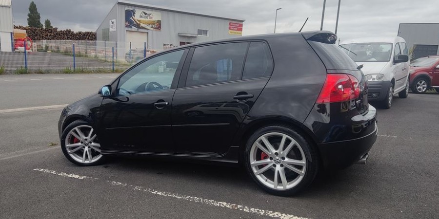 Volkswagen Golf MK5 GTI 2.0TFSI 200CV DSG6 / MILTEK