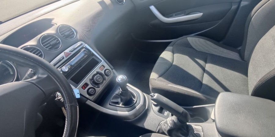 Peugeot 308 PHASE 2 1.6 HDI 92 CV / ACTIVE