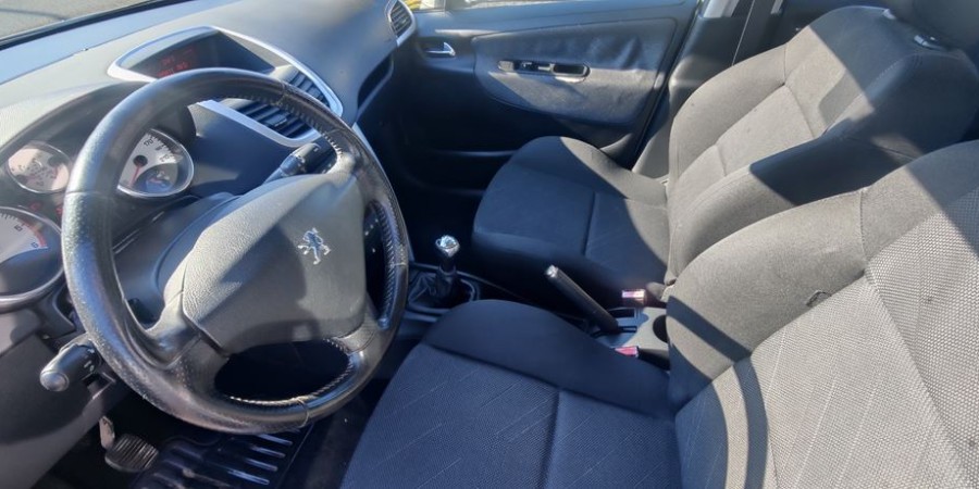 Peugeot 207 1.4 HDI 70 CV