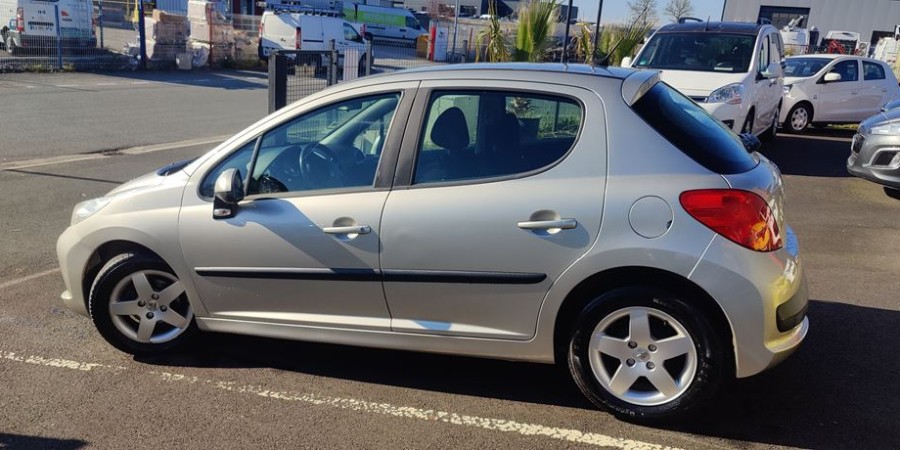 Peugeot 207 1.4 HDI 70 CV