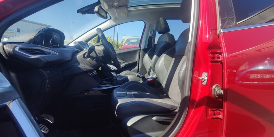 Peugeot 2008 PHASE 2 1.6 BLUE-HDI 100 CV / CROSSWAY
