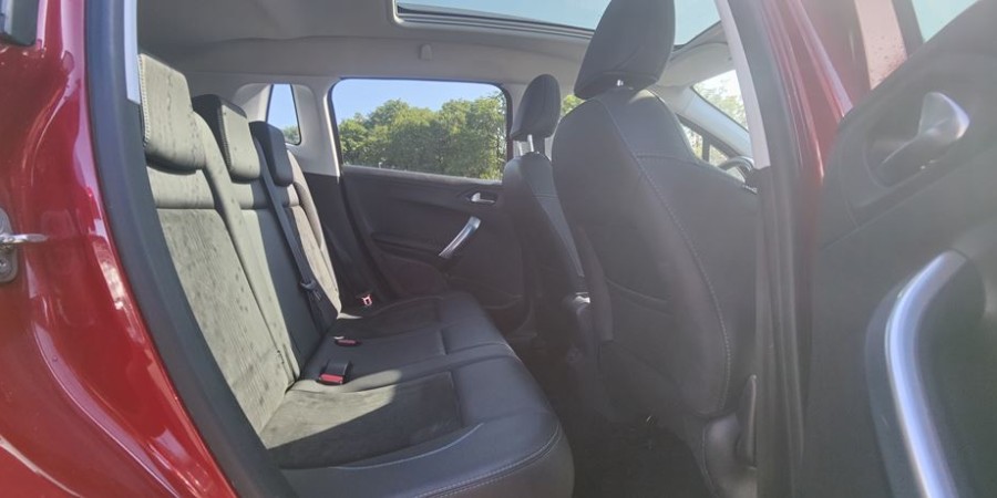 Peugeot 2008 PHASE 2 1.6 BLUE-HDI 100 CV / CROSSWAY