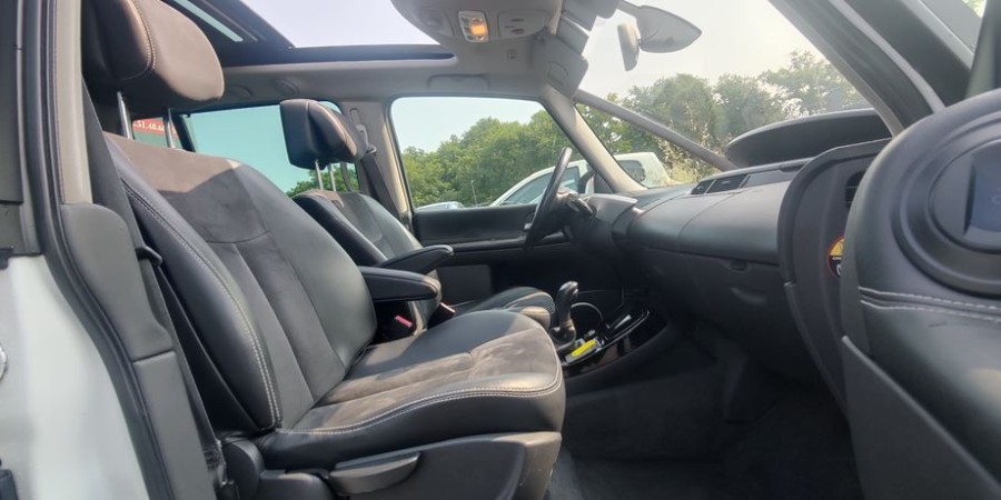 Renault Grand Espace IV PHASE 3 7 PL 2.0 DCI 175 BVA6 / INTENSE