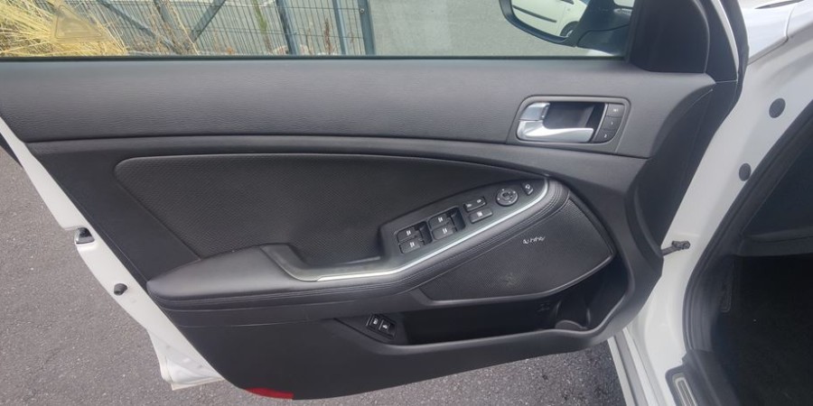 Kia Optima PREMIUM HYBRID 2.0I EH 150 CV