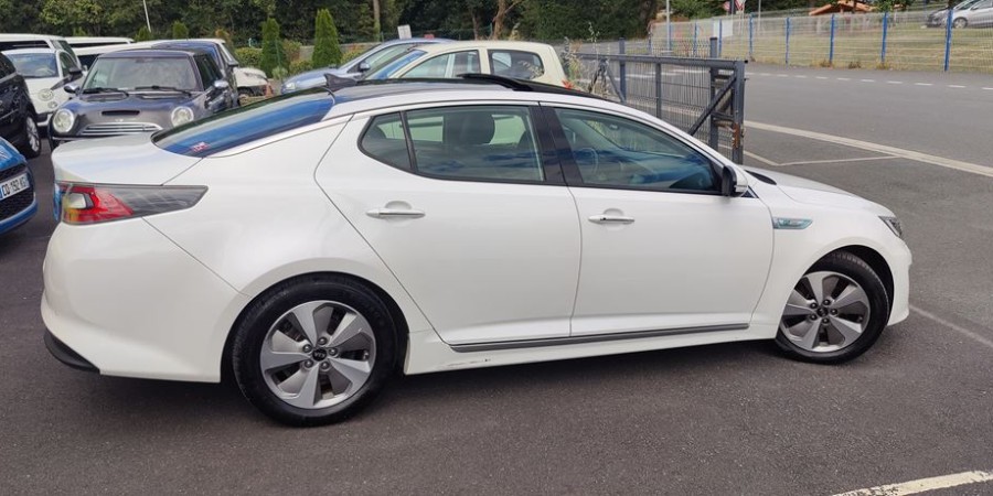 Kia Optima PREMIUM HYBRID 2.0I EH 150 CV
