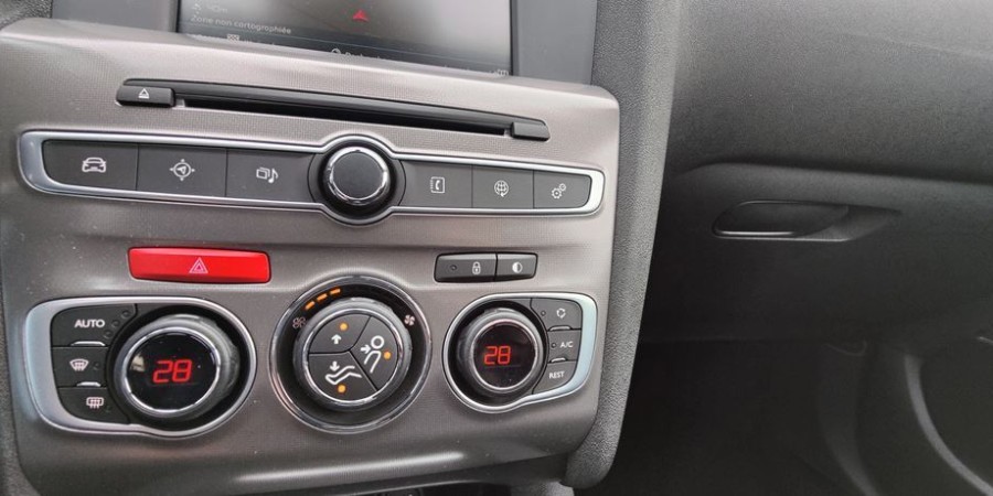Citroën C4 II PHASE 2 1.6 BLUEHDI 100CV /