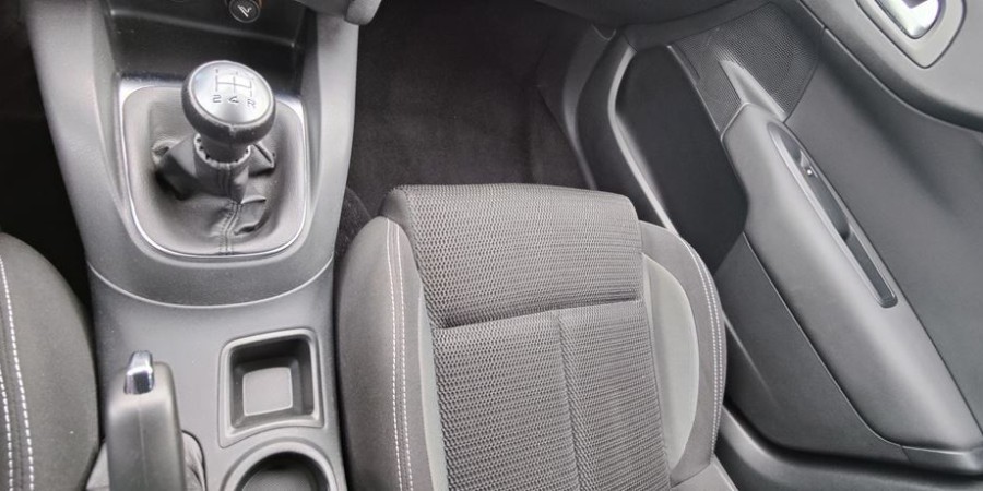 Citroën C4 II PHASE 2 1.6 BLUEHDI 100CV /