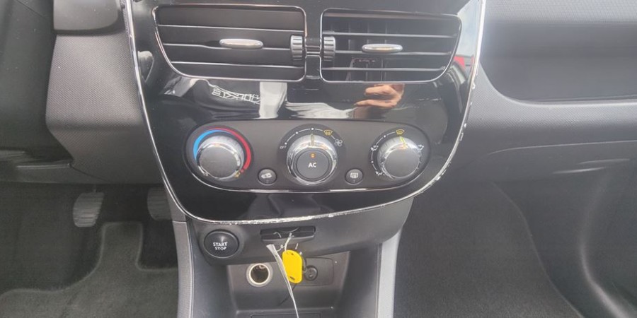 Renault Clio IV SOCIETE 1.5 DCI 75 CV