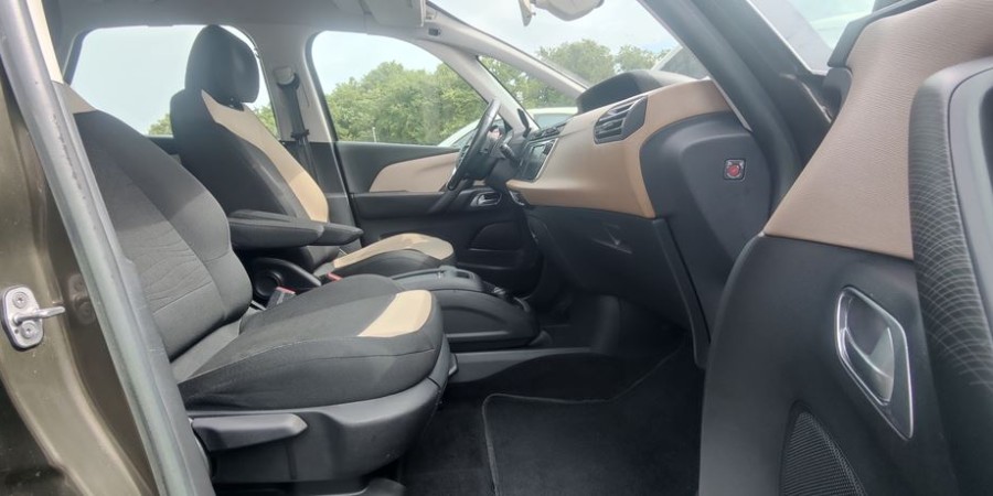 Citroën C4 Picasso II ETG6 1.6 HDI 115 / CONFORT