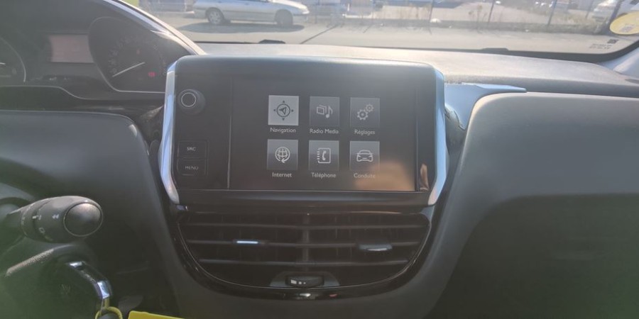 Peugeot 208 PHASE 2 JEUNE PERMIS 1.6 BLUEHDI 75 CV S&S / ACTIVE