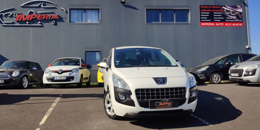 Peugeot 3008 1.6 HDI 115 CV / ACTIVE