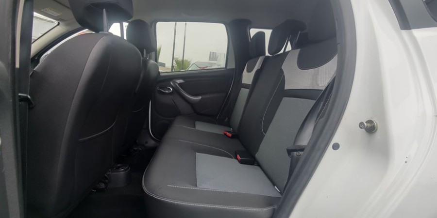 Dacia Duster PHASE 2 4X2 1.5 DCI 110 CV / BLACK TOUCH