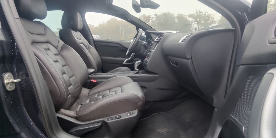 Citroën DS4 PHASE 2 EAT6 2.0 BLUE-HDI 180 CV / EXECUTIV