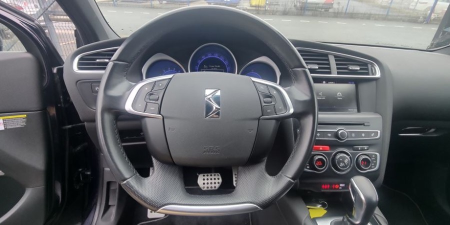 Citroën DS4 PHASE 2 EAT6 2.0 BLUE-HDI 180 CV / EXECUTIV
