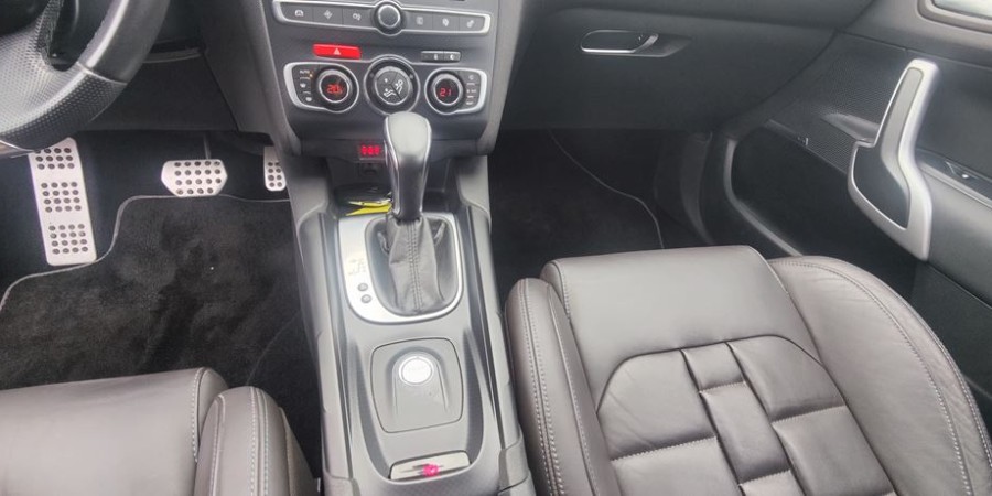 Citroën DS4 PHASE 2 EAT6 2.0 BLUE-HDI 180 CV / EXECUTIV