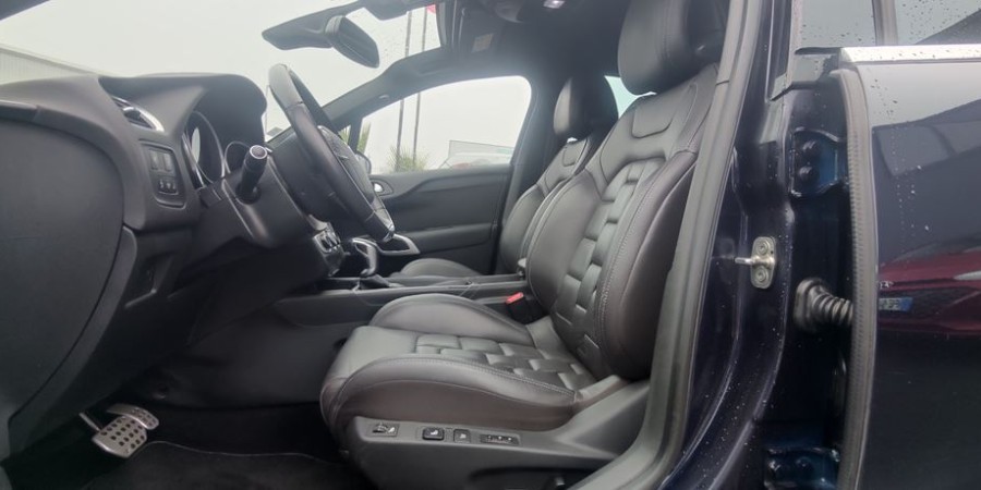 Citroën DS4 PHASE 2 EAT6 2.0 BLUE-HDI 180 CV / EXECUTIV