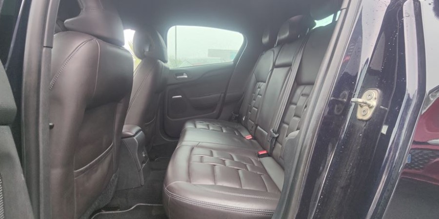 Citroën DS4 PHASE 2 EAT6 2.0 BLUE-HDI 180 CV / EXECUTIV