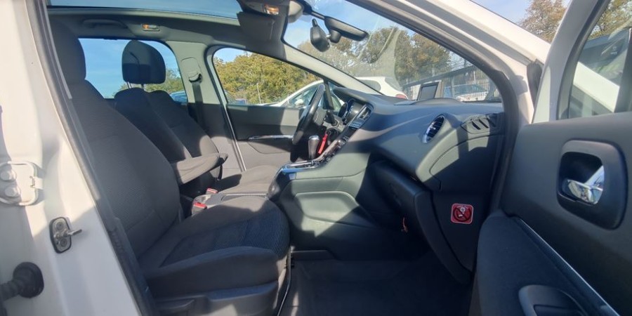 Peugeot 5008 7 PLACES 2.0 HDI 163 CV FAP BVA6 / ALLU