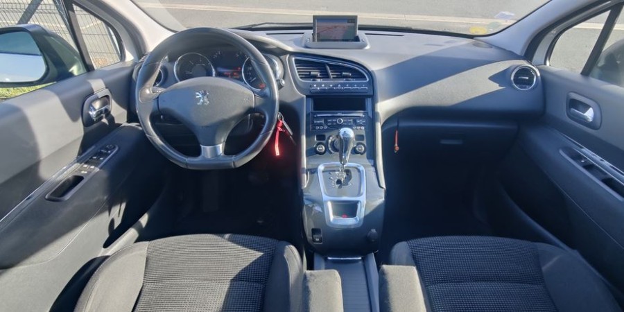 Peugeot 5008 7 PLACES 2.0 HDI 163 CV FAP BVA6 / ALLU