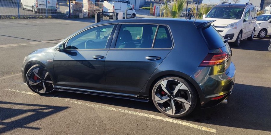 Volkswagen Golf VII GTI DYNAUDIO / DCC 2.0 TSI 230 DSG6 PACK PERFOR