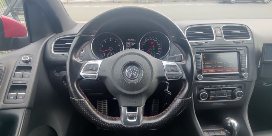 Volkswagen Golf VI GTI DSG6 2.0 TSI 211 CV / JANTES EDITIO