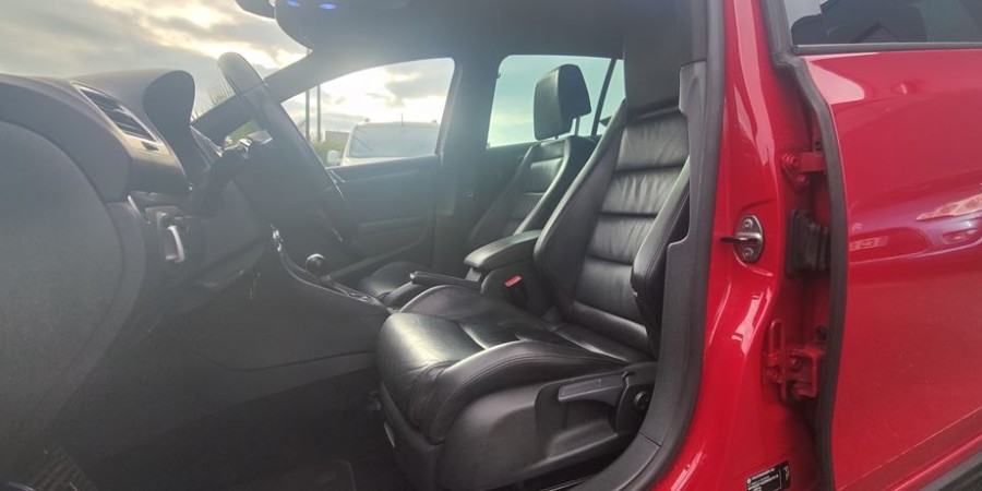 Volkswagen Golf VI GTI DSG6 2.0 TSI 211 CV / JANTES EDITIO