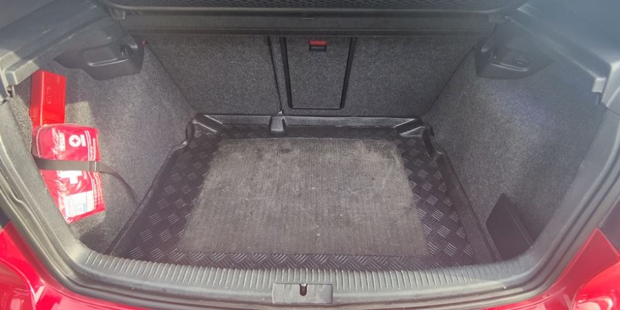 Volkswagen Golf VI GTI DSG6 2.0 TSI 211 CV / JANTES EDITIO