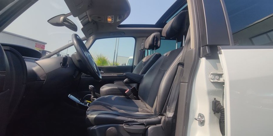 Renault Grand Espace IV PHASE 3 7 PL 2.0 DCI 175 BVA6 / INTENSE