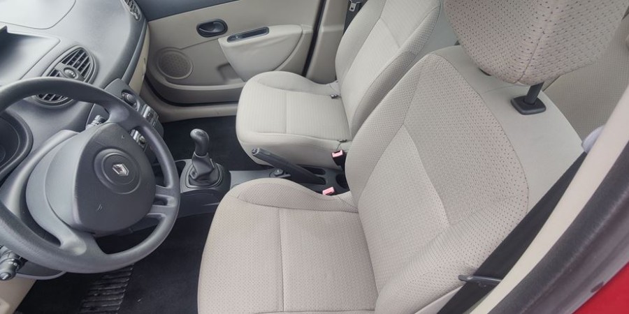 Renault Clio EXPRESSION 1.2 L 75 CV / CONFORT