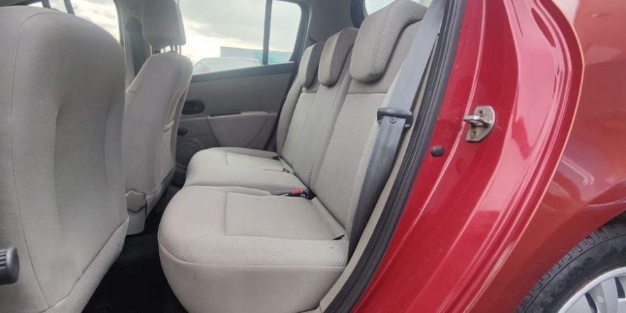 Renault Clio EXPRESSION 1.2 L 75 CV / CONFORT