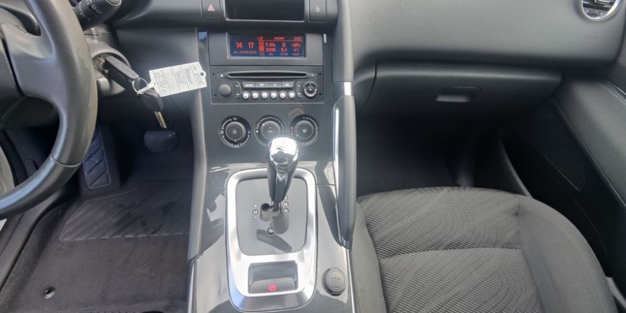 Peugeot 3008 PHASE 2 1.6 HDI 115 CV / ACTIVE