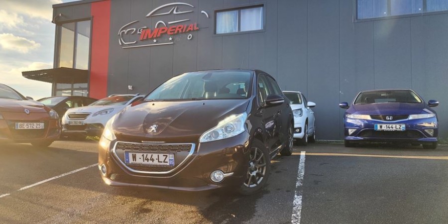 Peugeot 208 ALLURE 1.6 E-HDI 115 CV
