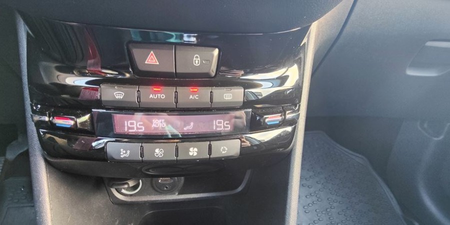 Peugeot 208 ALLURE 1.6 E-HDI 115 CV